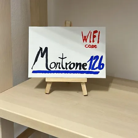 Marchese Di Montrone 126 Apartman Bari