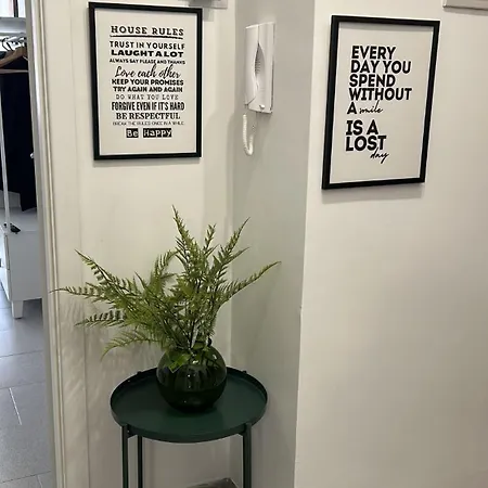 Marchese Di Montrone 126 * Бари