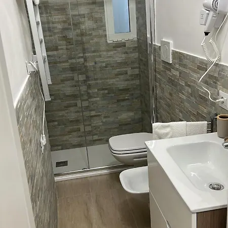 Апартаменты Marchese Di Montrone 126 *