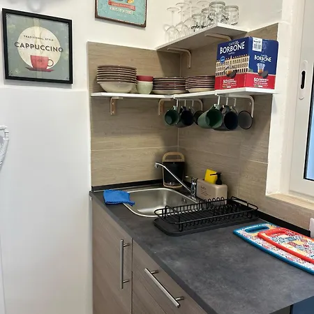 Marchese Di Montrone 126 Lägenhet Bari